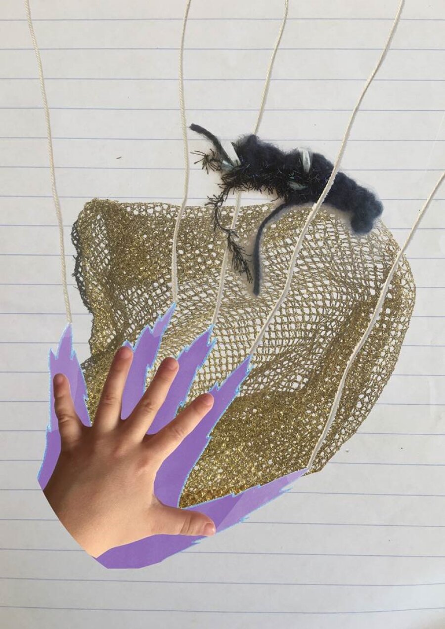 Collage mit einer Hand und Webmaterial.